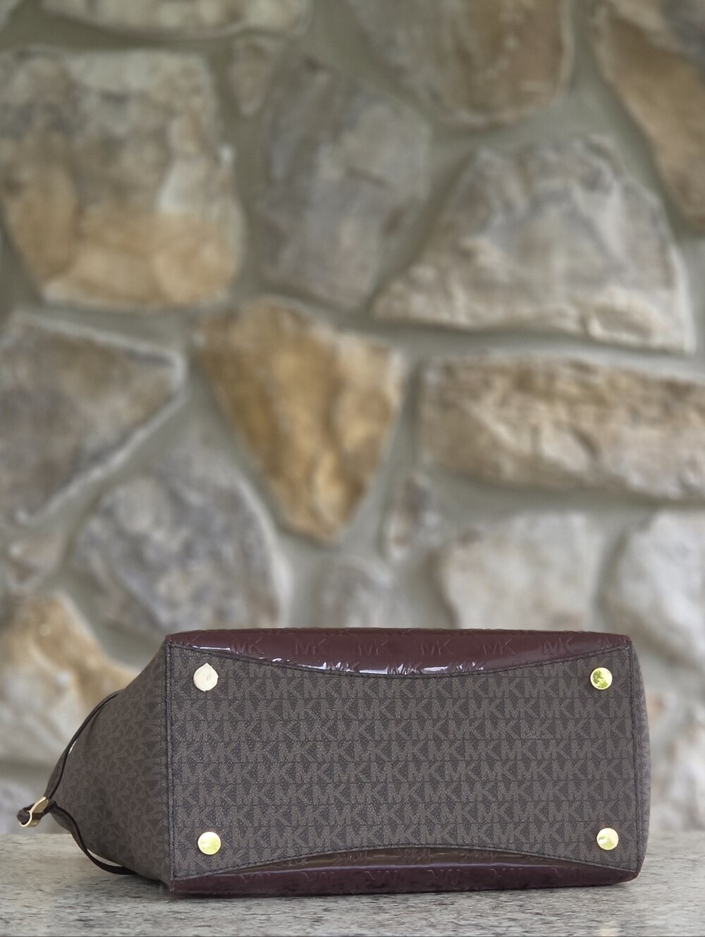 Michael Kors Voyager Logo Tote - Picture 4 of 8